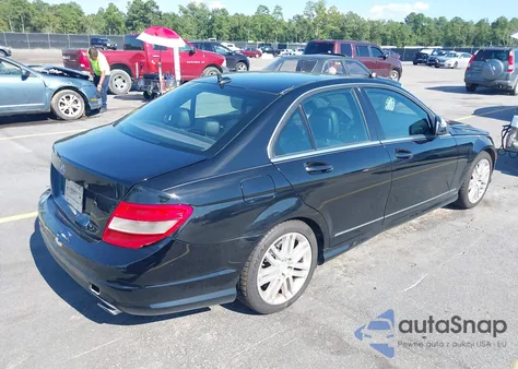 2009 Mercedes-Benz C 300 Luxury/Sport from USA, damaged, VIN WDDGF54XX9R077460